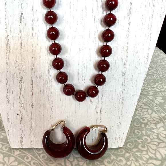 Sarah Coventry Long Necklace & Earrings Set Reddish Brown Marbled Vintage EUC - Picture 6 of 16